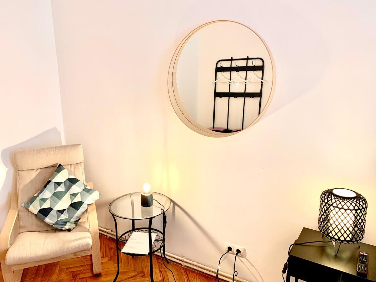 Urban City Retreat - By Nahuen Suites Graz Extérieur photo