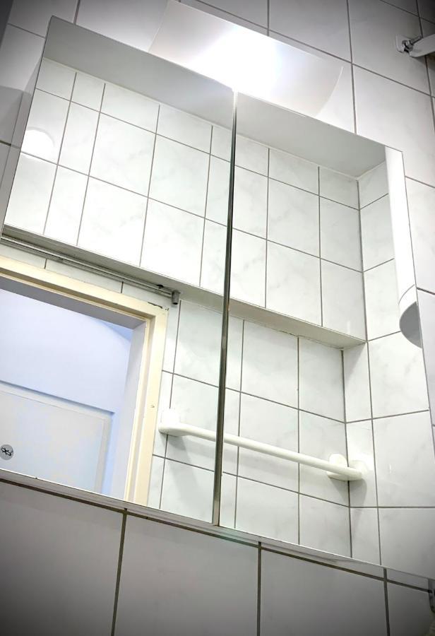 Urban City Retreat - By Nahuen Suites Graz Extérieur photo