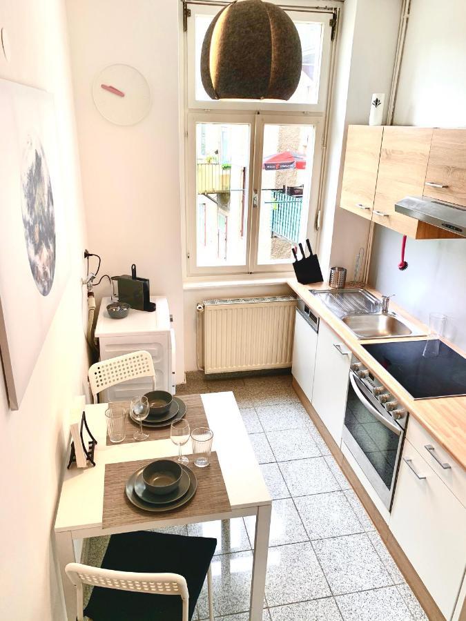 Urban City Retreat - By Nahuen Suites Graz Extérieur photo